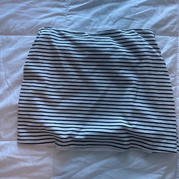 Black and White Striped Women's Skirt - Picture 3 of 3